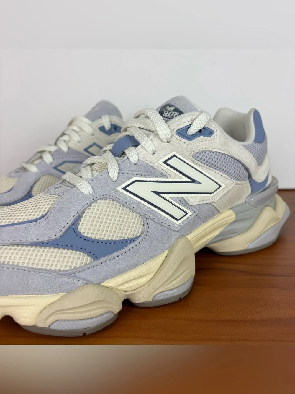 New Balance 9060 Sneakers